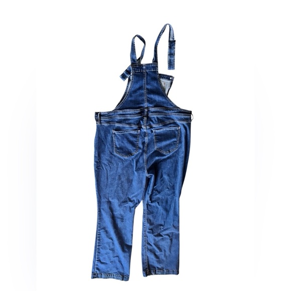 Torrid Flared Overall - Vintage Stretch Medium Denim Wash Sz 22 Cotton Flaw - Picture 6 of 11